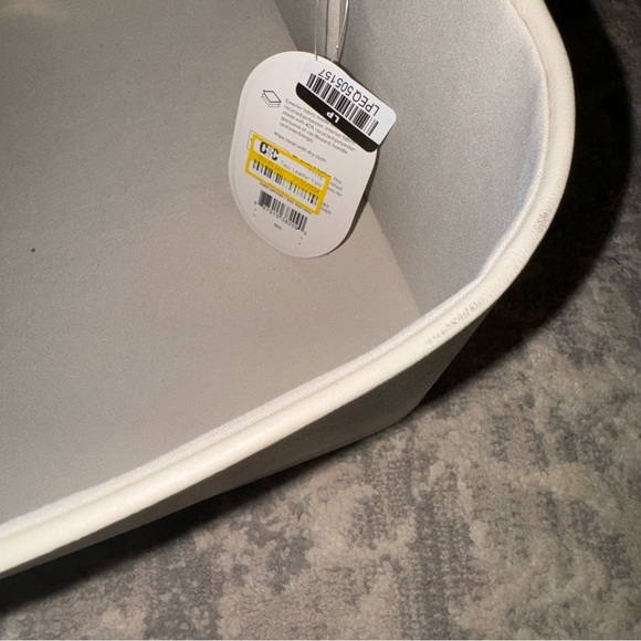 NEW Threshold Storage Bin - Picture 4 of 5